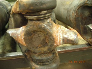 melted, universal, joint, trunnion
